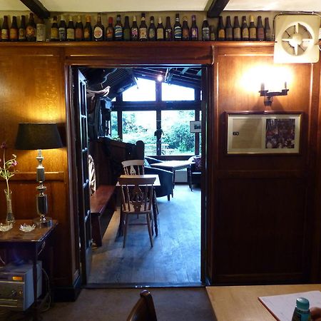 The Sun Inn Englefield Green Exterior photo